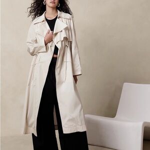 Banana Republic Cream Trench Coat for Women